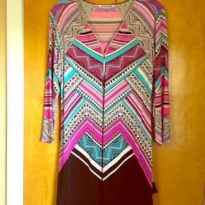 Geometric pattern tunic top